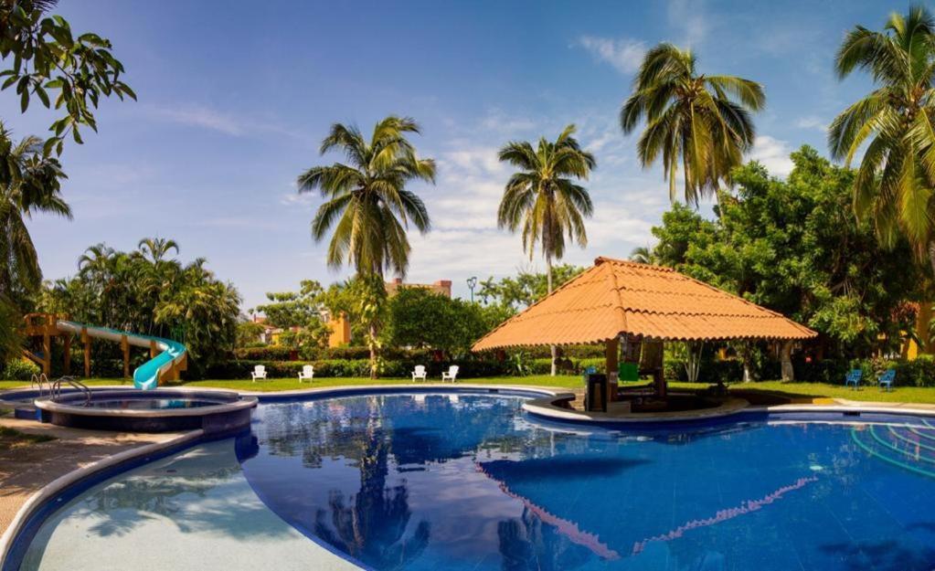 Hotel Puerta Del Mar Ixtapa Ixtapa  Exterior photo