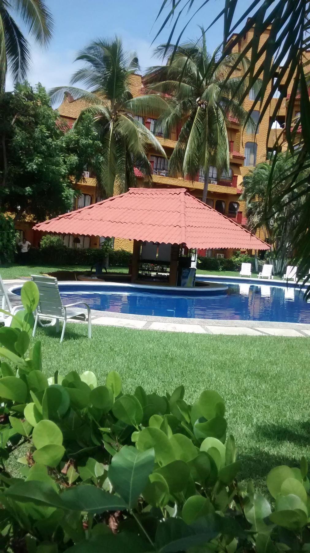 Hotel Puerta Del Mar Ixtapa Exterior photo